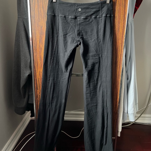 Lululemon Yoga Pants - Picture 5 of 6